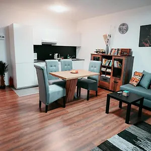 https://apt-shopping-center-12.vienna-besthotels.com