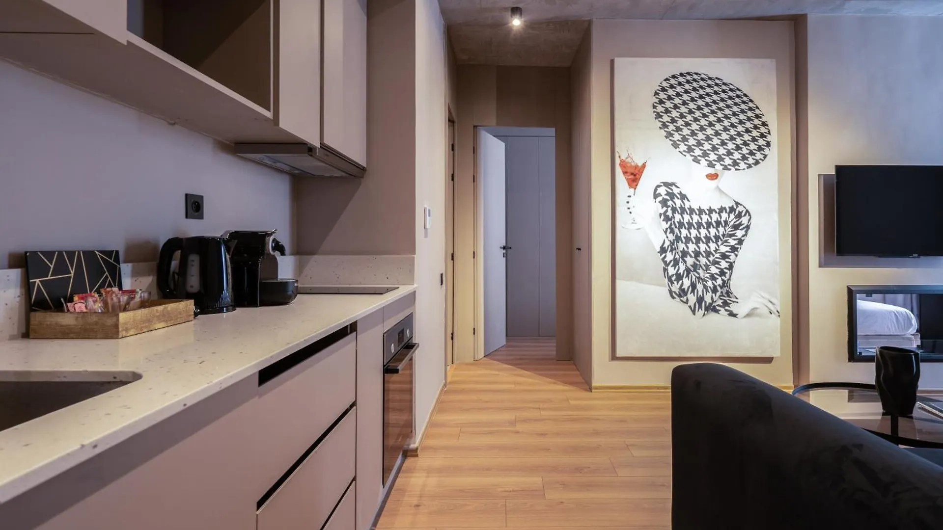 Twenty Six Anfa Luxury Residence By Shortstaycasa-Central-Parking Casablanca